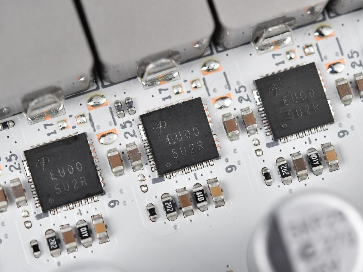 华硕B850M AYW GAMING OC WIFI 7主板评测:千元价格内存超频性能同级罕有