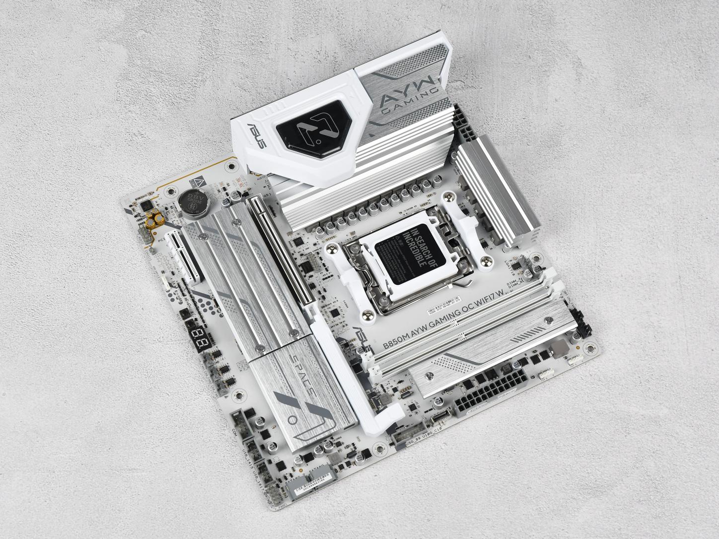 华硕B850M AYW GAMING OC WIFI 7主板评测:千元价格内存超频性能同级罕有