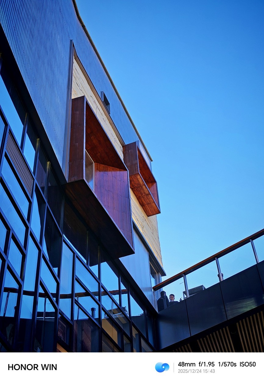 ��ҫWINȫ�����⣺10000mAh��ش��㡰��Ӯ��