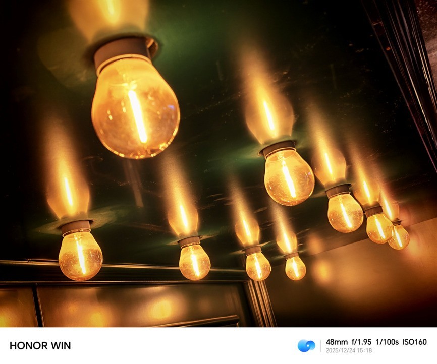 ��ҫWINȫ�����⣺10000mAh��ش��㡰��Ӯ��