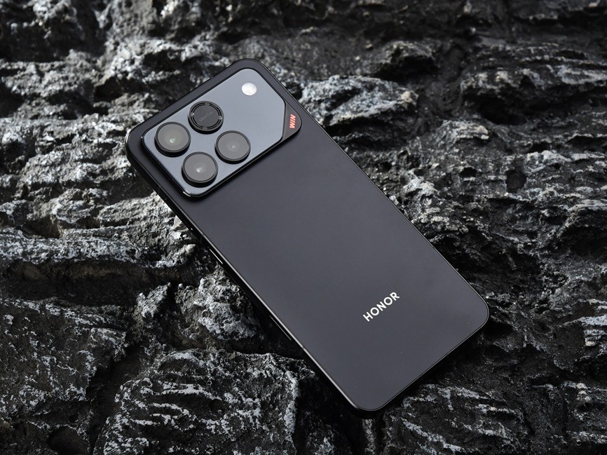 ��ҫWINȫ�����⣺10000mAh��ش��㡰��Ӯ��