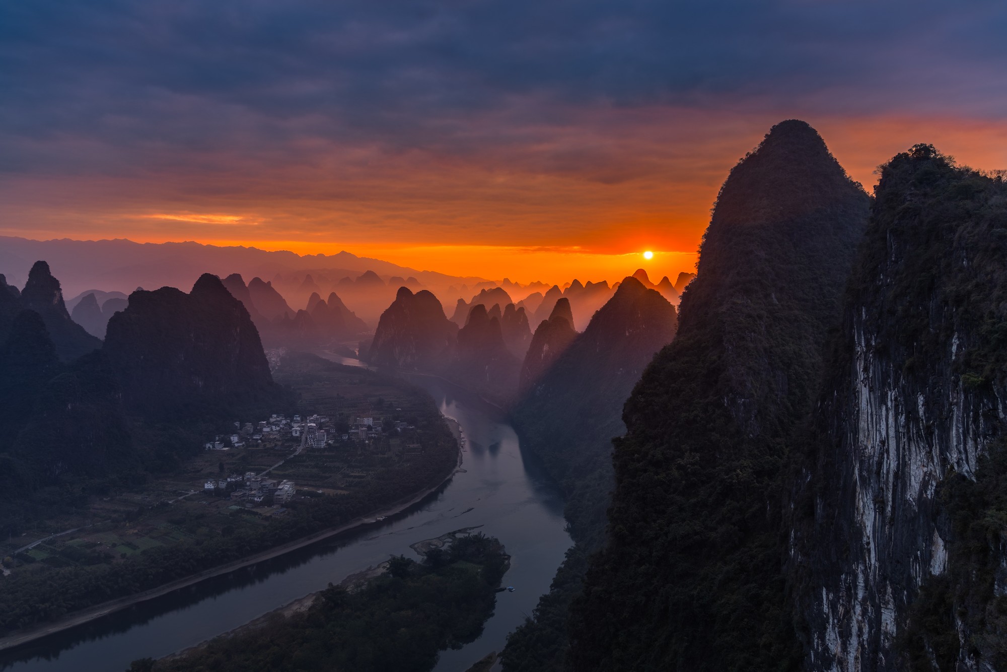 ���ݼ�¼ �ü��� EOS R8 ��׽����ɽˮ�������