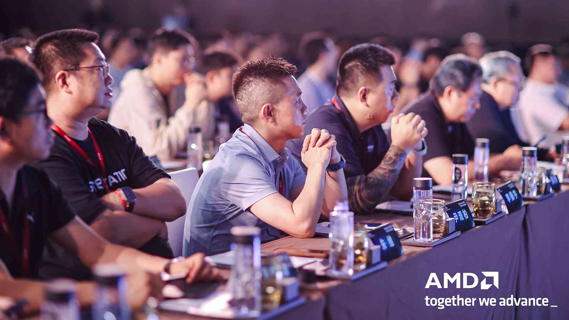 极摩客携手AMD，共邀桌面AI超算合作伙伴，打通AI赋能最后一公里