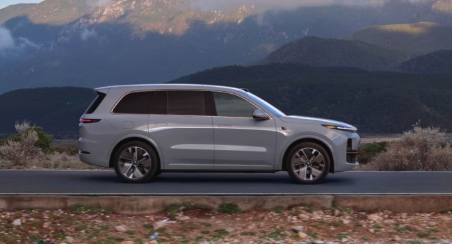 ȫ�����޽��ǣ�50�򼶺�������ԴSUV����콢����