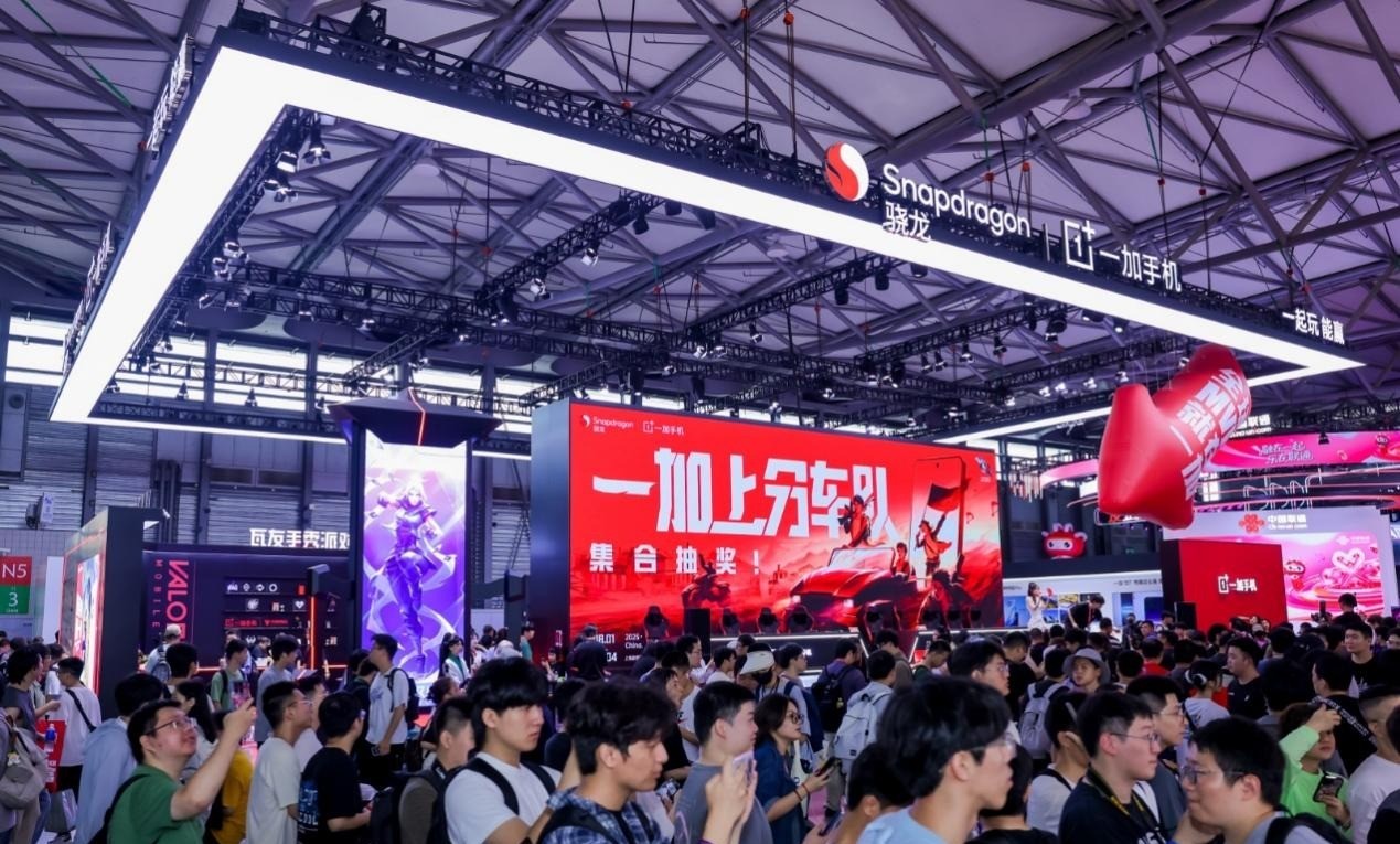 һ�Ӹߵ����� 2025 ChinaJoy���Ĵ���Ϸ������ȼըȫ��