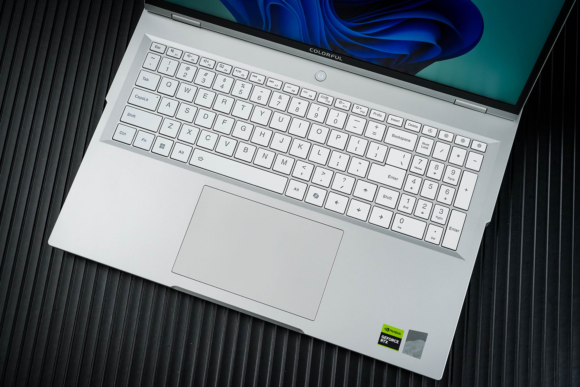 �߲ʺ罫��X16 Pro���� �����洢PC42Q�ӳ� ʵ��ڹ������5060��Ϸ��