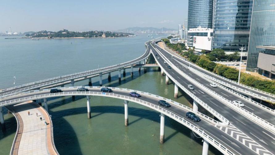 ɽ��Ϊ֤���������ᣬ��ΪǬ������������S9�״������й�˳���չ�