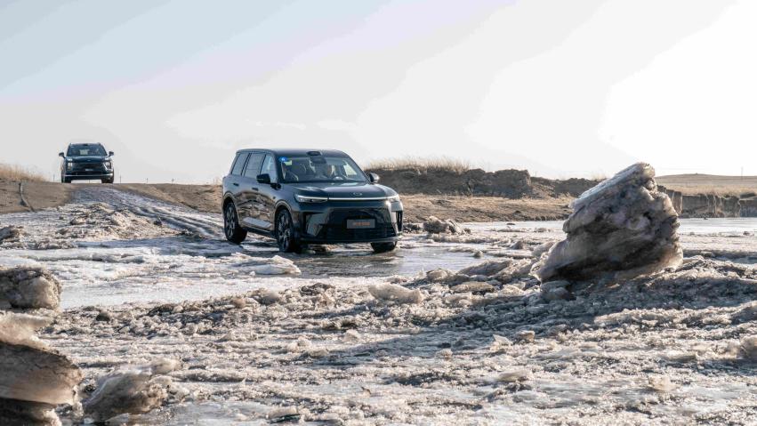 ɽ��Ϊ֤���������ᣬ��ΪǬ������������S9�״������й�˳���չ�