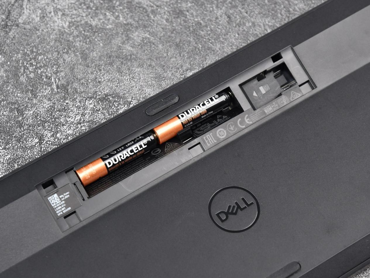 打造全维度静音办公体验 戴尔WL7024降噪耳机/KM555静音键鼠评测