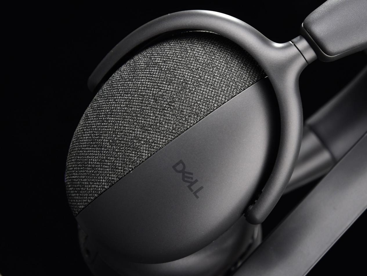 打造全维度静音办公体验 戴尔WL7024降噪耳机/KM555静音键鼠评测