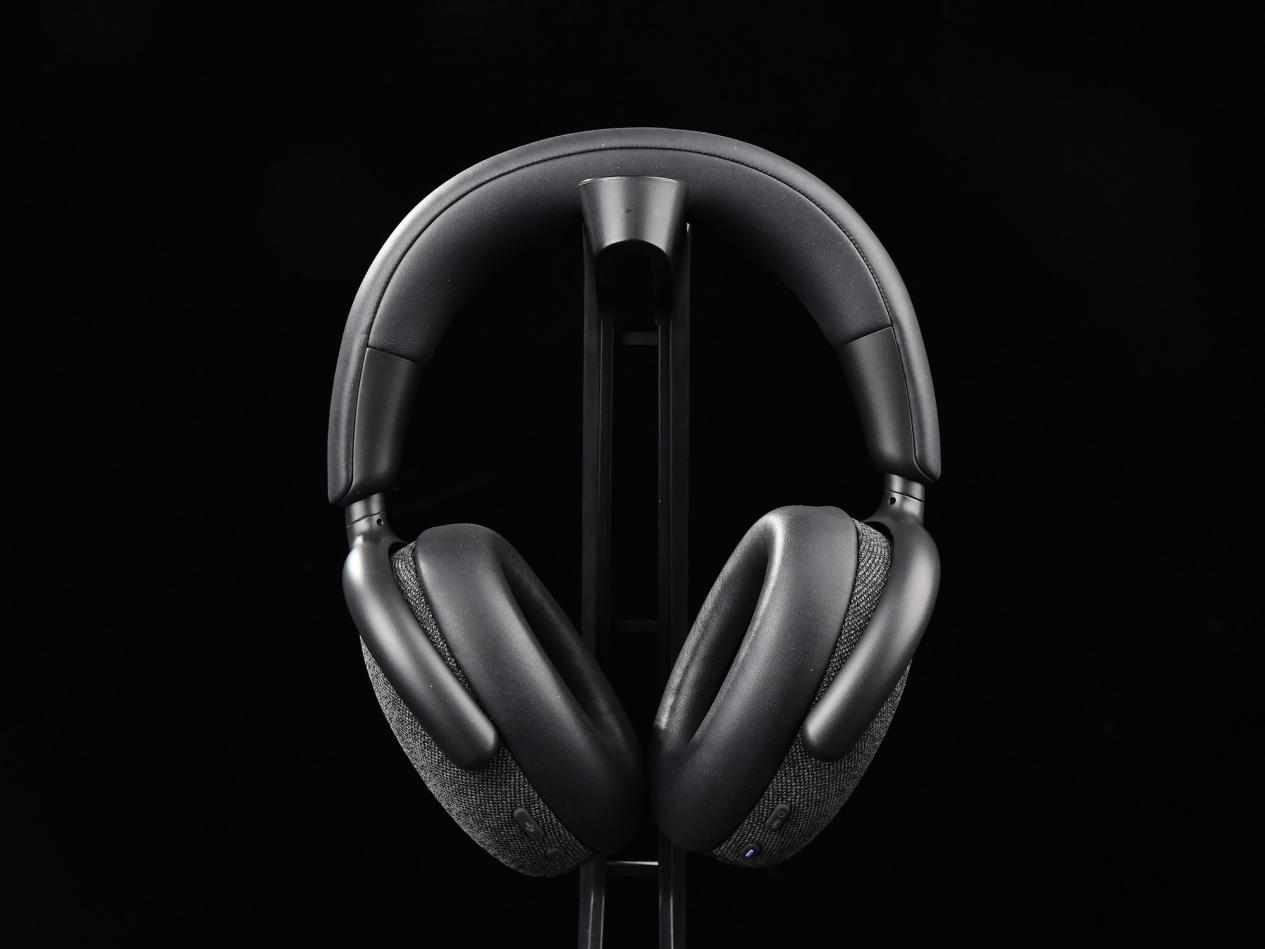 打造全维度静音办公体验 戴尔WL7024降噪耳机/KM555静音键鼠评测