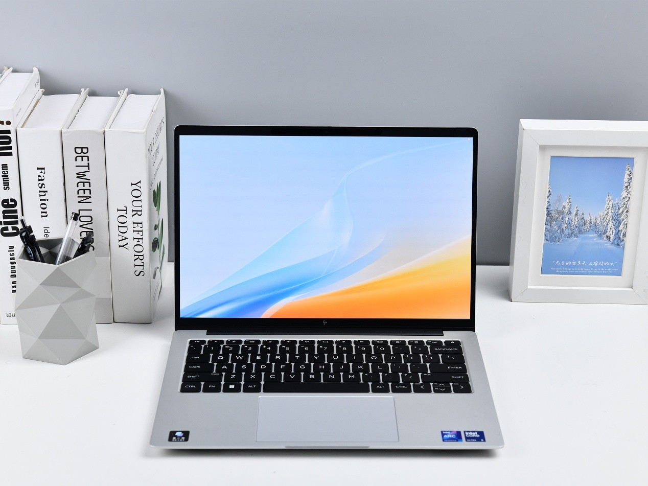 2026���1kg�ᱡ����ôѡ��������Book Pro Air 14���⣺1.09kg+52W�����ͷ�