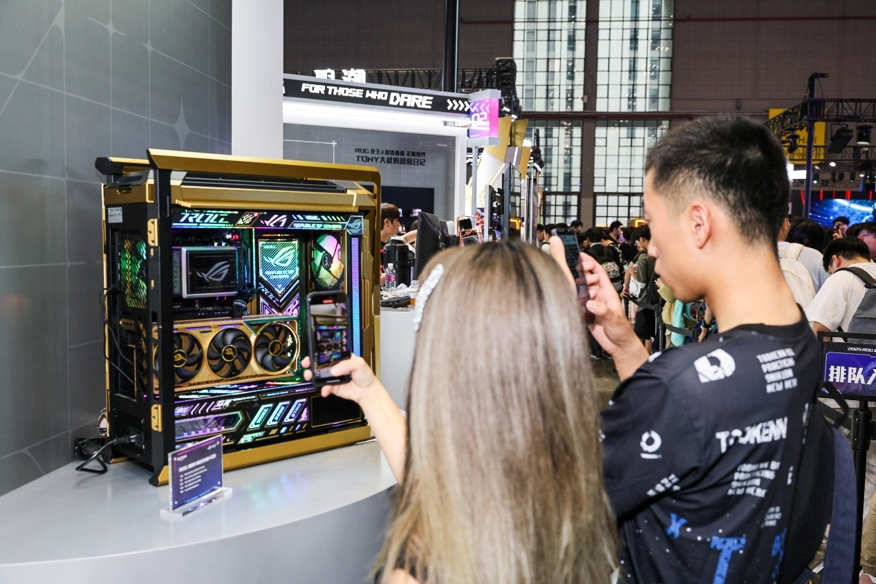 BW2025 ROG+԰ ˶ԿԪ