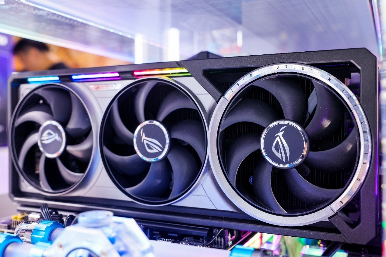 BW2025 ROG+԰ ˶ԿԪ
