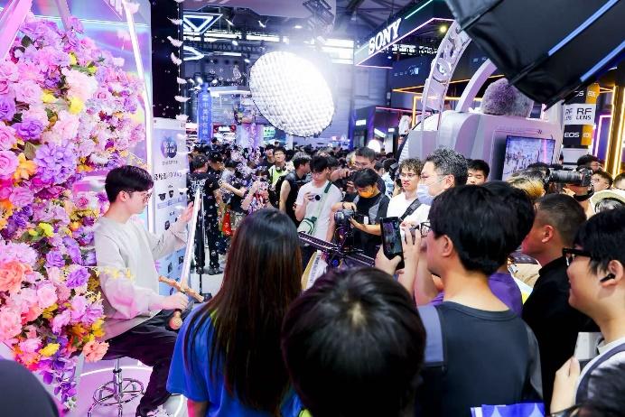 VRƴԪ TIM&LKsChinaJoy2025