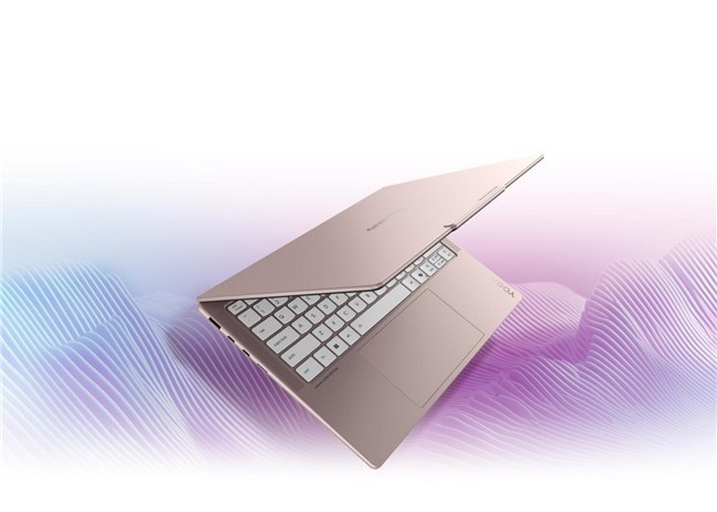 高颜值笔记本开箱:联想YOGA带来14寸工艺精品