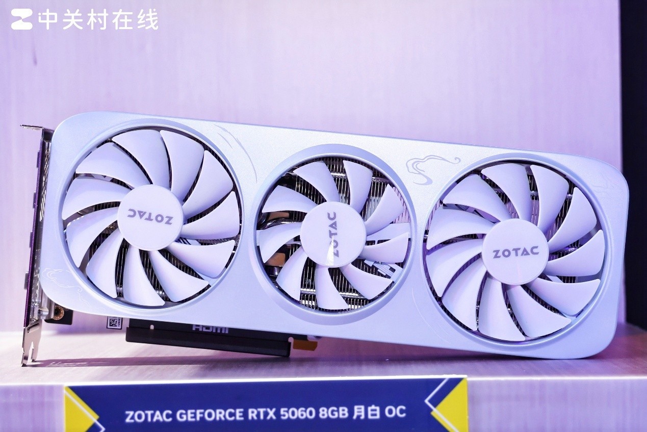 RTX 5080ɫѧ̫˧ ChinaJoy2025̩չ̨