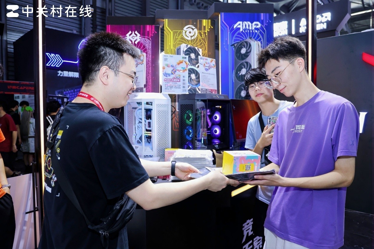 RTX 5080ɫѧ̫˧ ChinaJoy2025̩չ̨