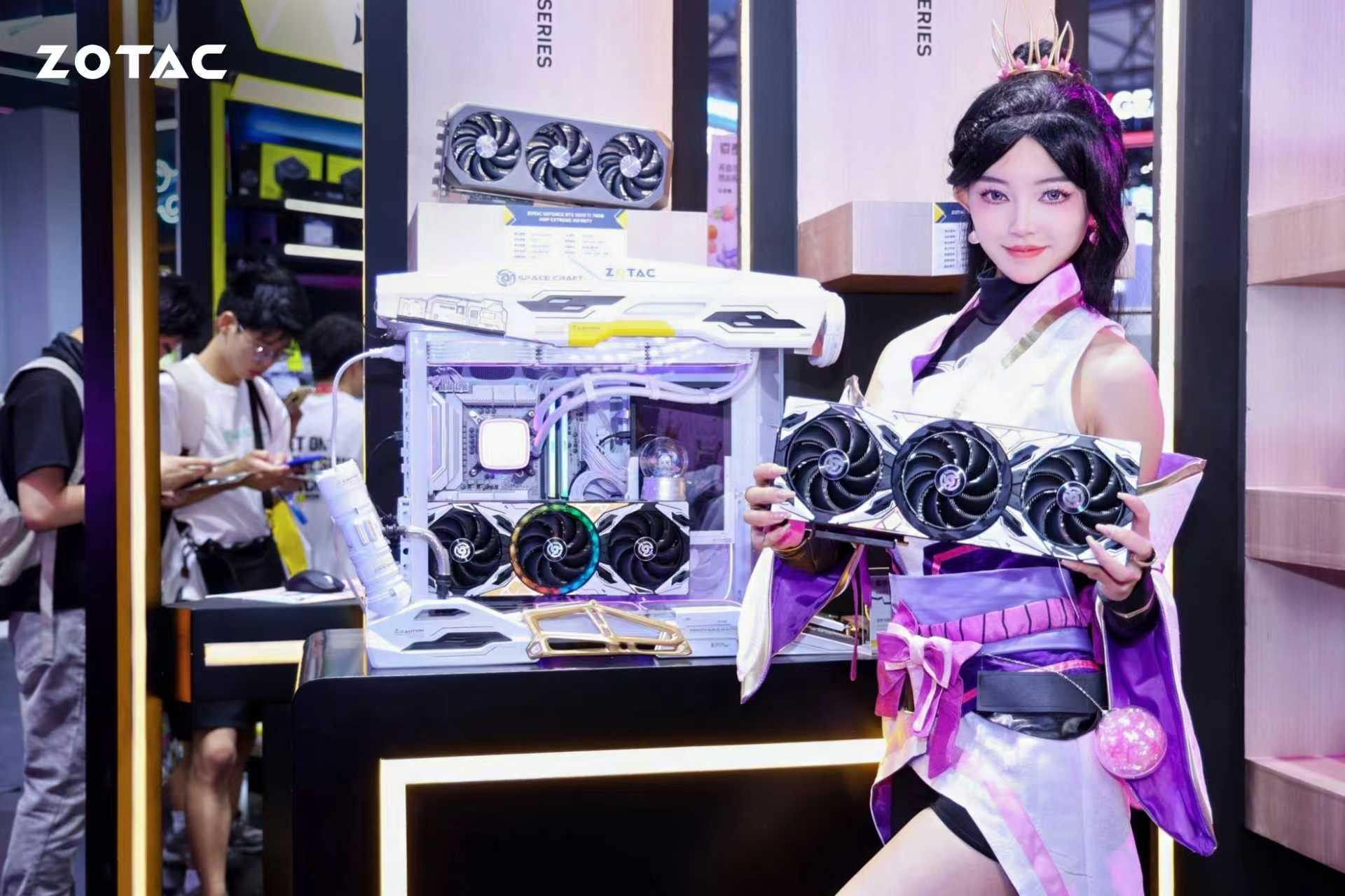 RTX 5080ɫѧ̫˧ ChinaJoy2025̩չ̨