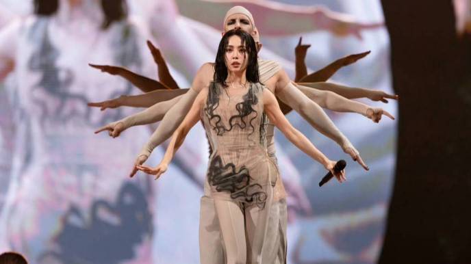 蔡依林美杜莎女王震撼开唱，30米机械蛇炫技破亿制作