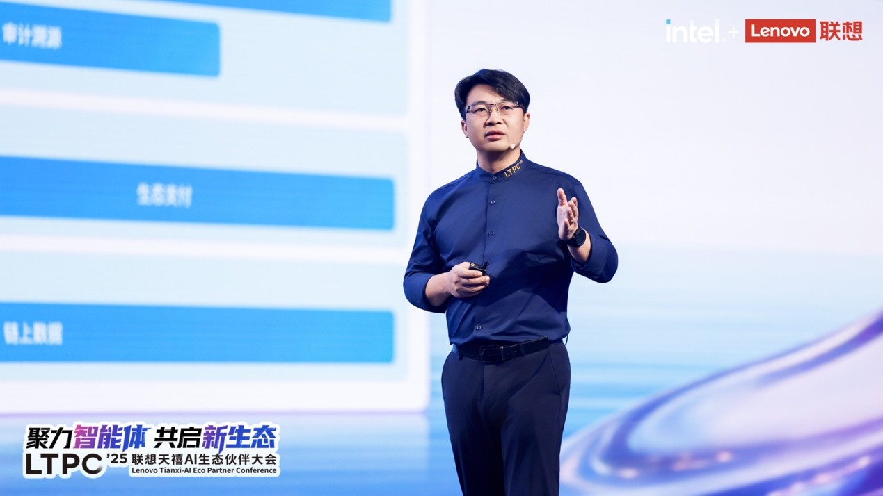 ��ѧ�𣺽���ͳһ�Ĳ�ҵ��׼��Я����̬��鹲Ӯ����AIʱ��