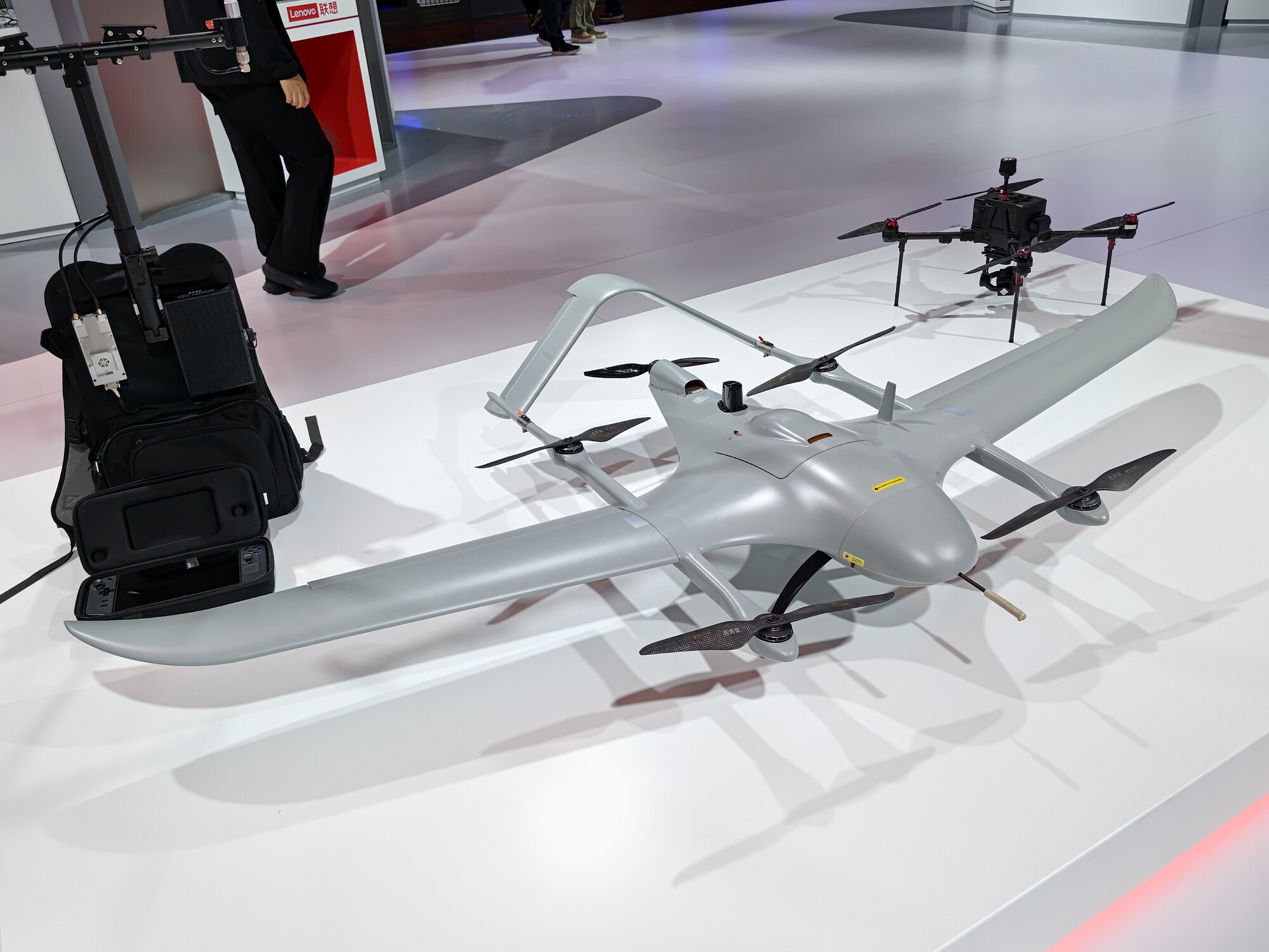 2026�Ϻ�MWC ����չ̨���� ���籭���Ʒ���Я������Ʒ����
