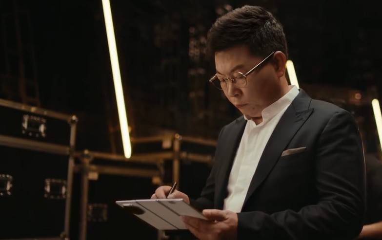 华为 Mate XTs 非凡大师及全场景发布会定档9月4日 余承东公布上手视频