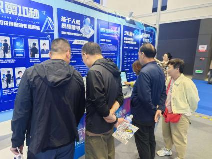 AI���ܴ󽡿���������������2025���ʵ���������