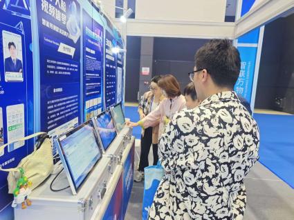 AI���ܴ󽡿���������������2025���ʵ���������