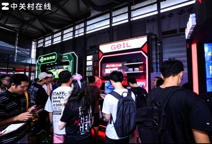 ZOL携25家品牌“力场全开”打造ChinaJoy最strong舞台！