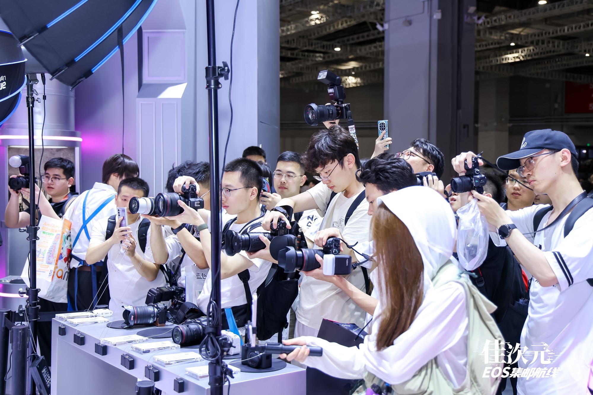 ȼ2025 Bilibili Worldչ̨ﾫʲ