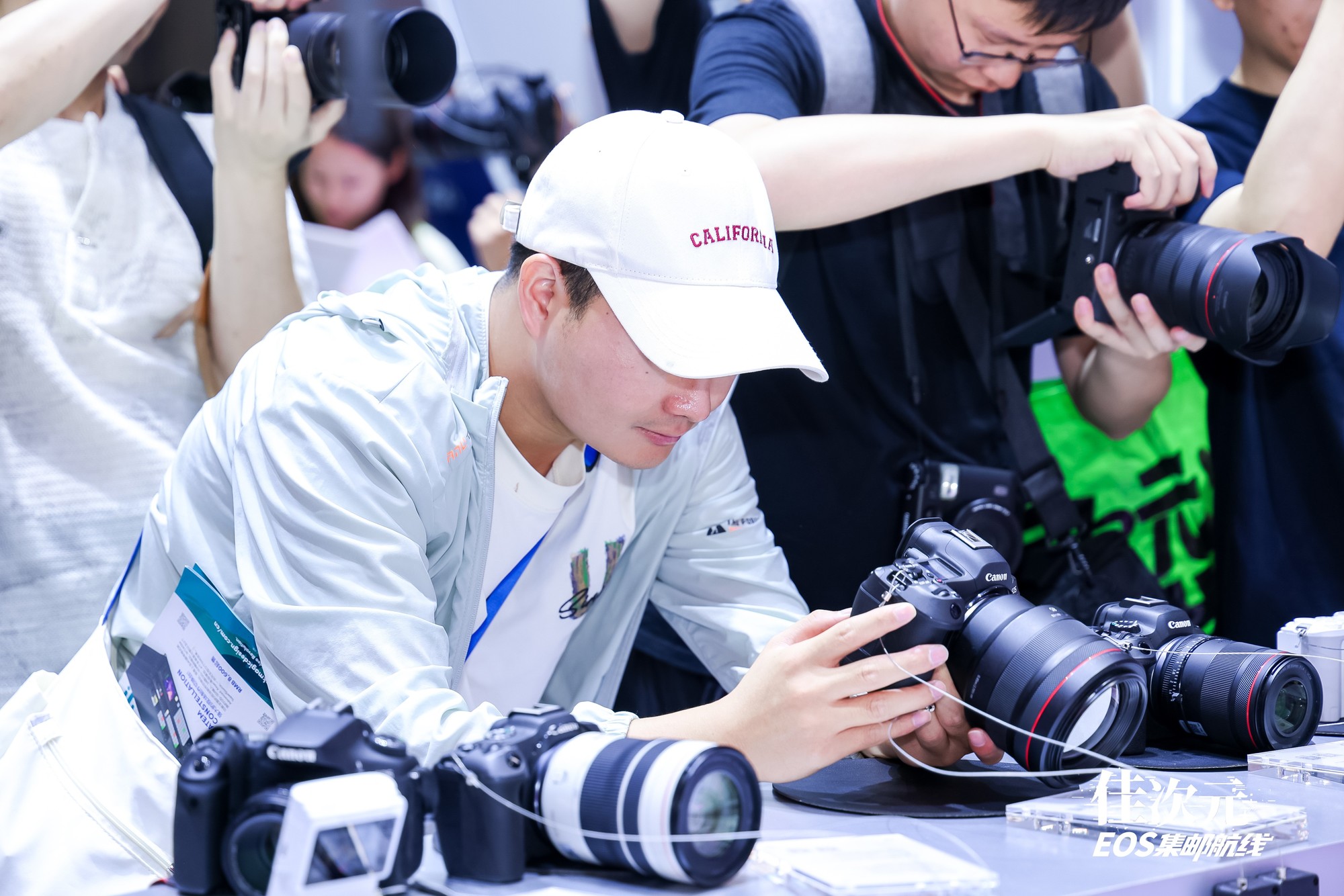 ȼ2025 Bilibili Worldչ̨ﾫʲ