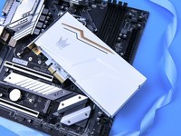 PCIE+RGB灯 影驰HOF名人堂SSD评测