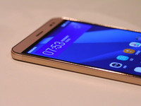 7Ӣ/930 MWC»ΪҫX2