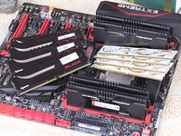 四通道大杀器 DDR4 3000超频内存横评