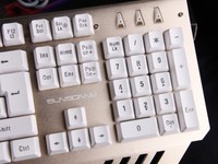 刚柔并济之美 森松尼S-K9游戏键盘评测