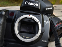  The 20-year story of Canon EOS 5 and 5DS with camera chaos