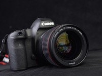 Ծ35mm f/1.4Ա
