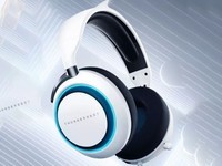 雷神推出“银翼”RGB 耳机 虚拟7.1音效 电竞游戏必备