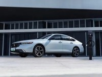 不买电车就买雅阁e:PHEV,综合续航能力超2000公里