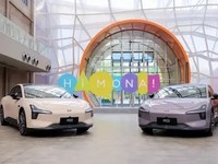 小鹏MONA M03新版本上市,智能升级引热议