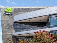 NVIDIA发布2023财年第二季度初步财务报告