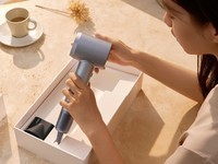 【秒懂知识库】水离子、负离子吹风机真的能让头发更顺滑?