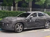  The spy photos of Xiaomi SUV are exposed! Car running style