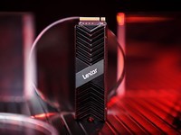 【有料评测】Lexar雷克沙NM800PRO评测，高端PCIe4.0固态硬盘新晋网红