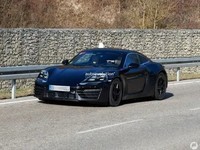 神似 Taycan 保时捷718 Cayman 电动版谍照曝光