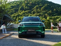 蓝电E5 PLUS SUV新增“咖啡创业版”上市