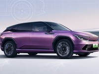 P7SUVڼ650