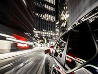 ���������ܻ�������������·�ϣ����ش洢����Ϊ�γ�Ϊ�ؼ���