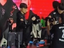 “Faker拒绝做弱爆动作”上热搜 玩家:值得尊敬